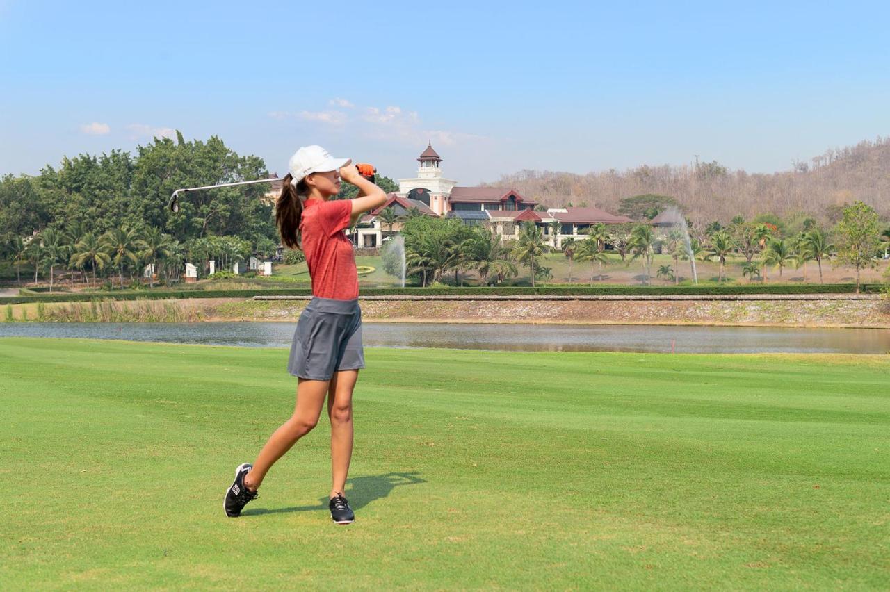 Springfield Village Golf & Spa Petchaburi Esterno foto