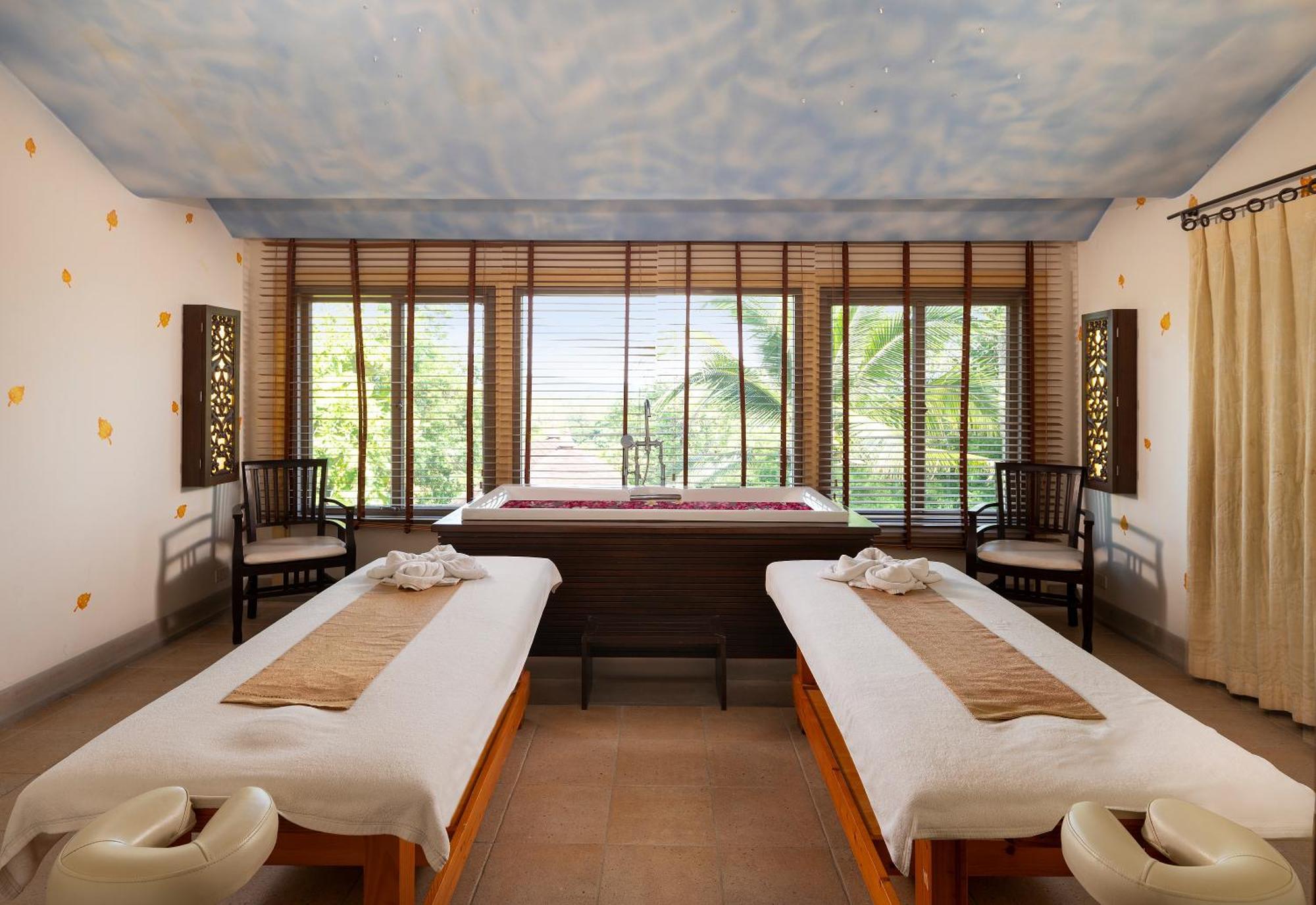 Springfield Village Golf & Spa Petchaburi Esterno foto